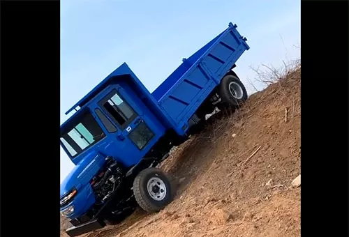 小型农用四驱车